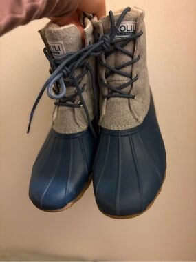 Olukai-Inspired Women's Blue and Gray Lace-Up Waterproof Winter Boots